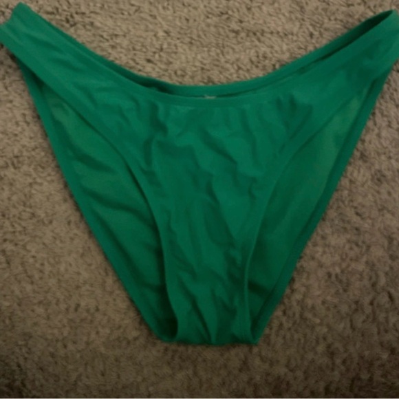 Target Emerald Bikini Set - Picture 2 of 4